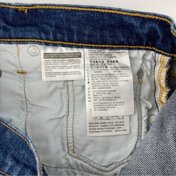 Levi's 501 Original Shorts - Charleston Cracked Blue - Picture 7 of 11